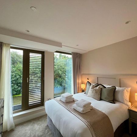 The Noir Blanc Retreat At Ryedale House Appartement York Buitenkant foto