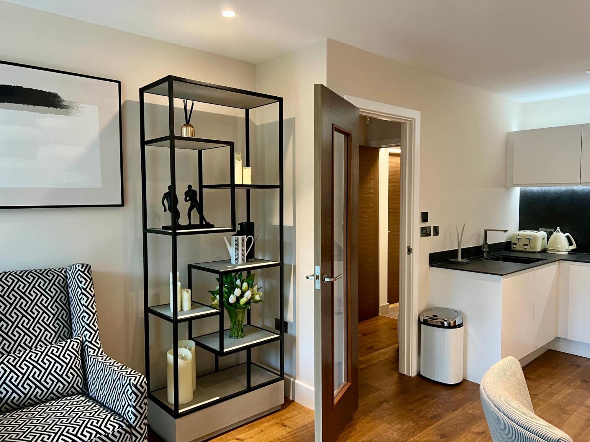 The Noir Blanc Retreat At Ryedale House Appartement York Buitenkant foto