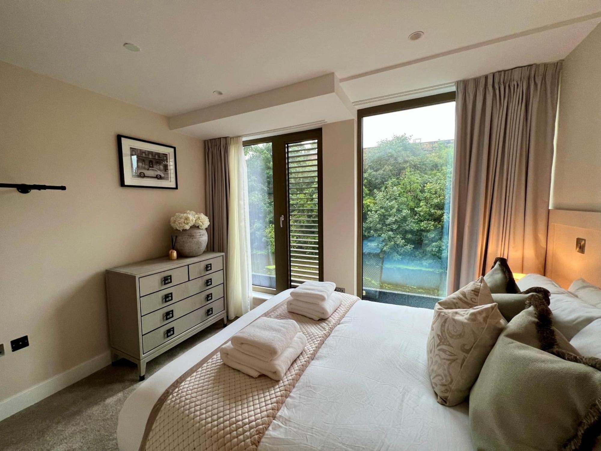 The Noir Blanc Retreat At Ryedale House Appartement York Buitenkant foto